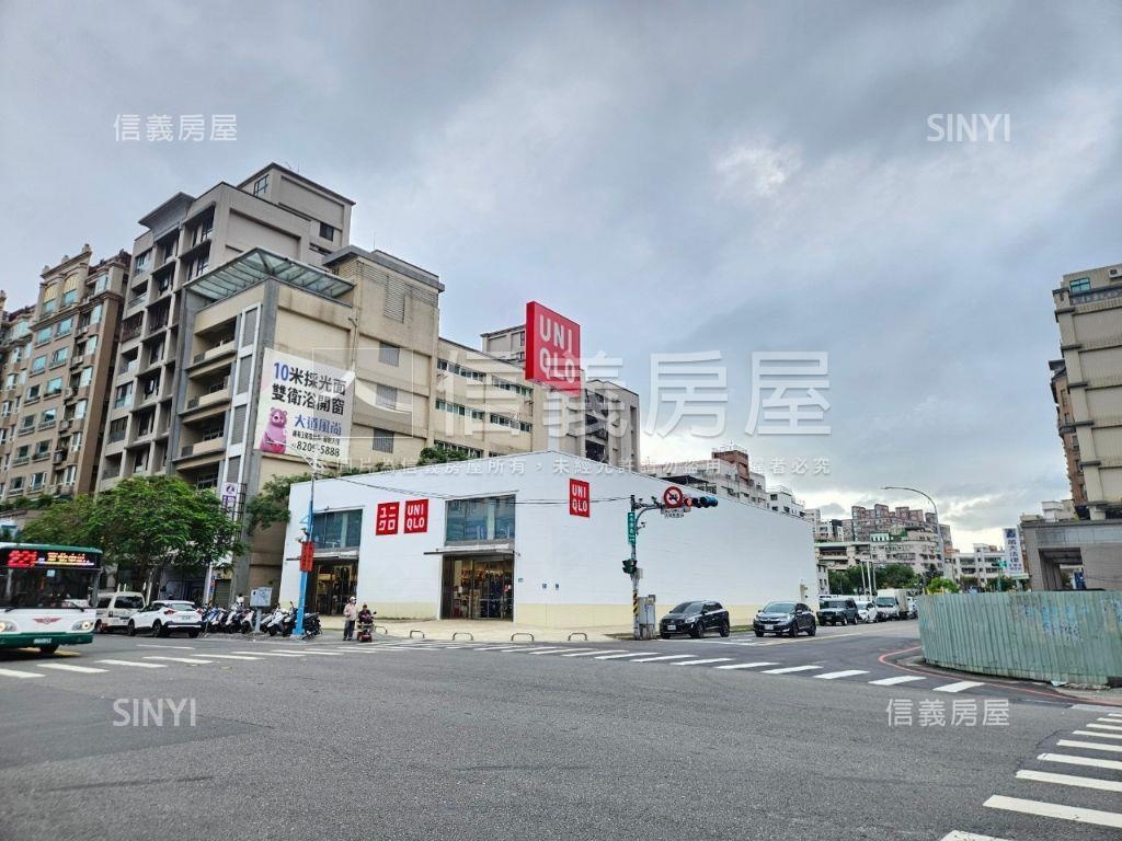 正長安街人潮帶財金店霸房屋室內格局與周邊環境