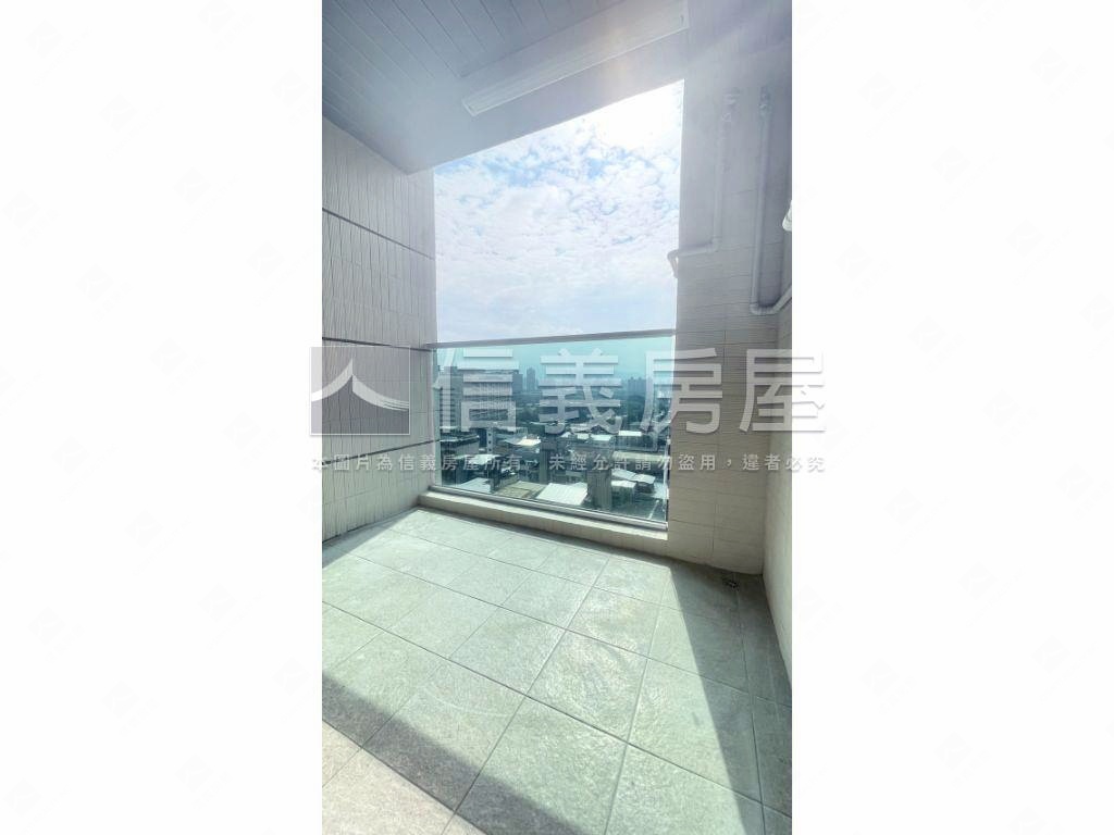 寶舖ＣＡＲＥ高樓１１Ｅ房屋室內格局與周邊環境