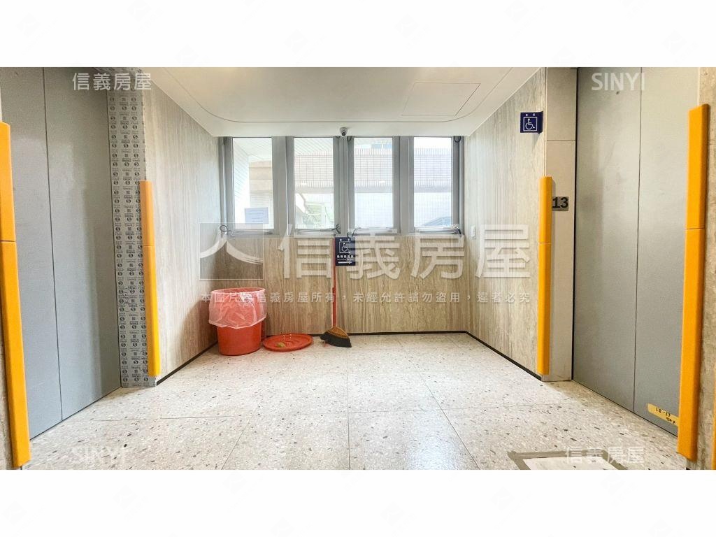 寶舖ＣＡＲＥ高樓１１Ｅ房屋室內格局與周邊環境