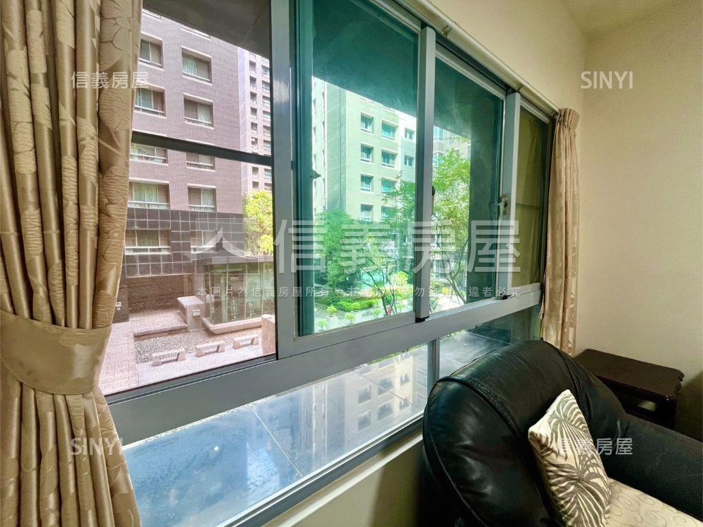 領袖特區三房平車房屋室內格局與周邊環境