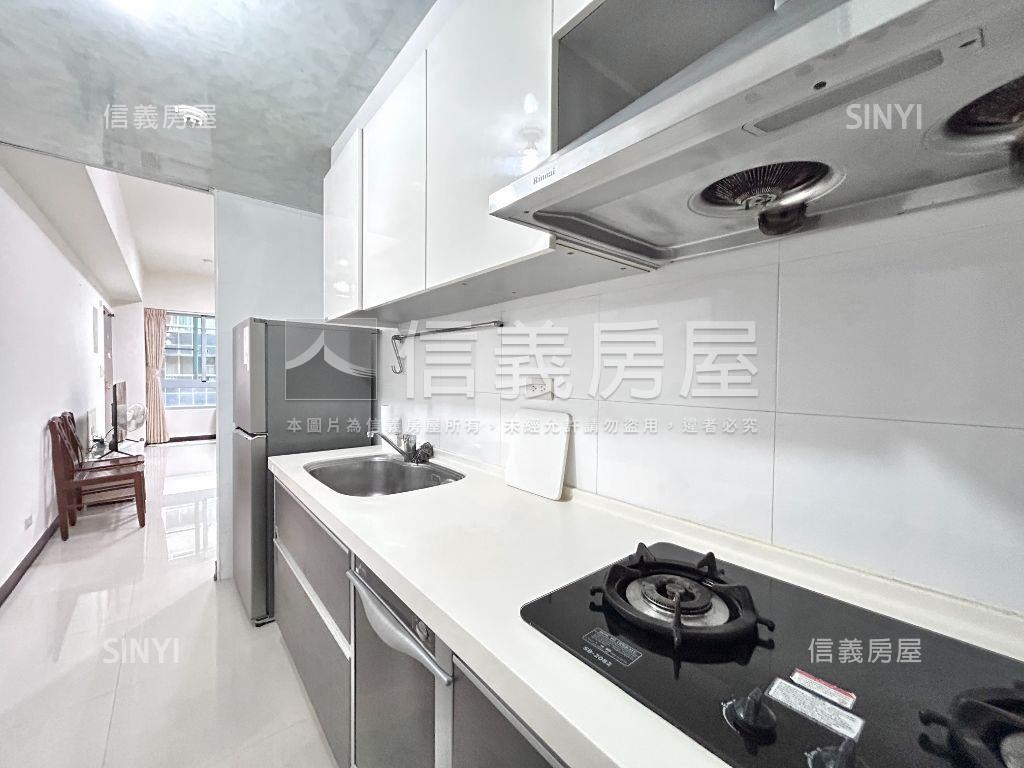 中科領袖特區邊間三房平車房屋室內格局與周邊環境