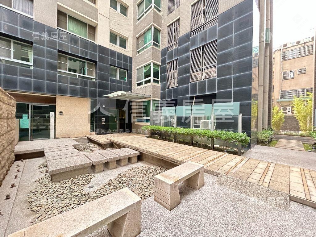 中科領袖特區邊間三房平車房屋室內格局與周邊環境