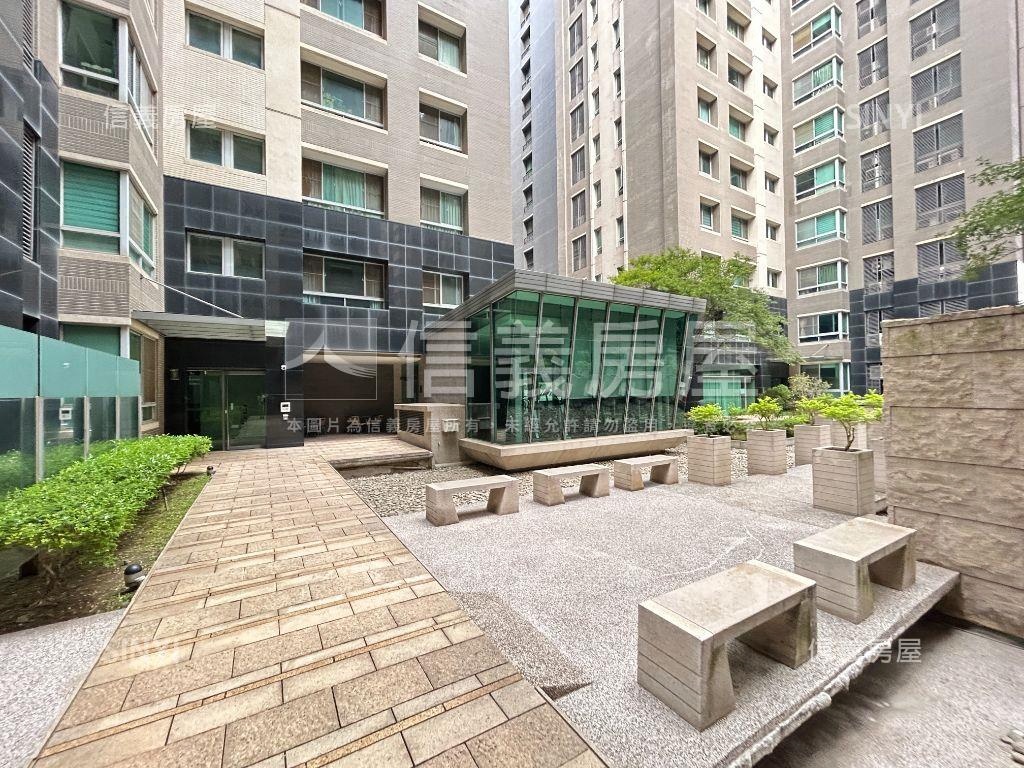 中科領袖特區邊間三房平車房屋室內格局與周邊環境