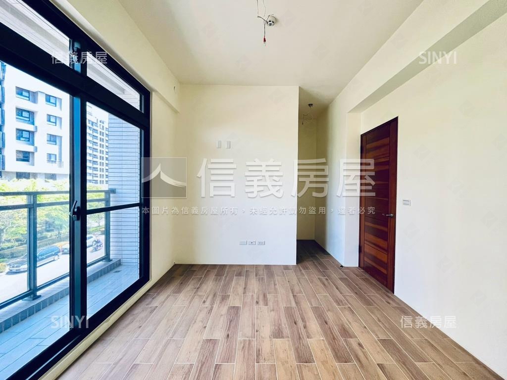 近中國醫ＢＯＴ電梯金店面房屋室內格局與周邊環境