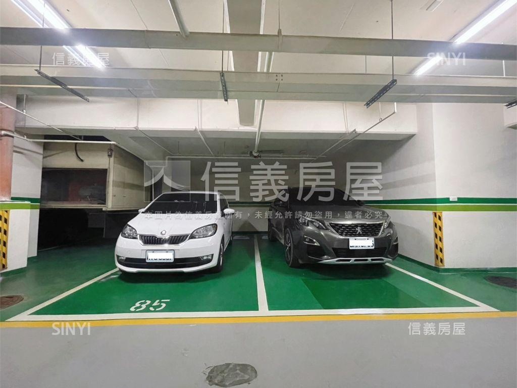 世紀都心★稀有高樓１房屋室內格局與周邊環境