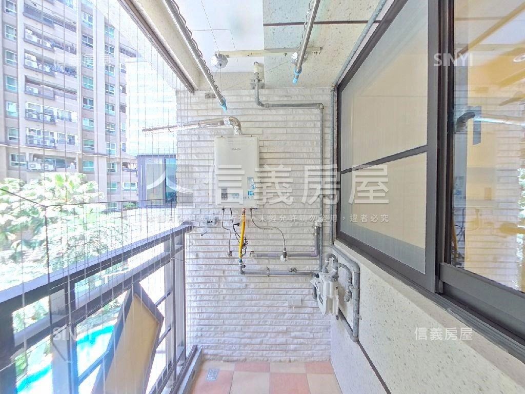 園頂安靜愜意樹景美屋房屋室內格局與周邊環境