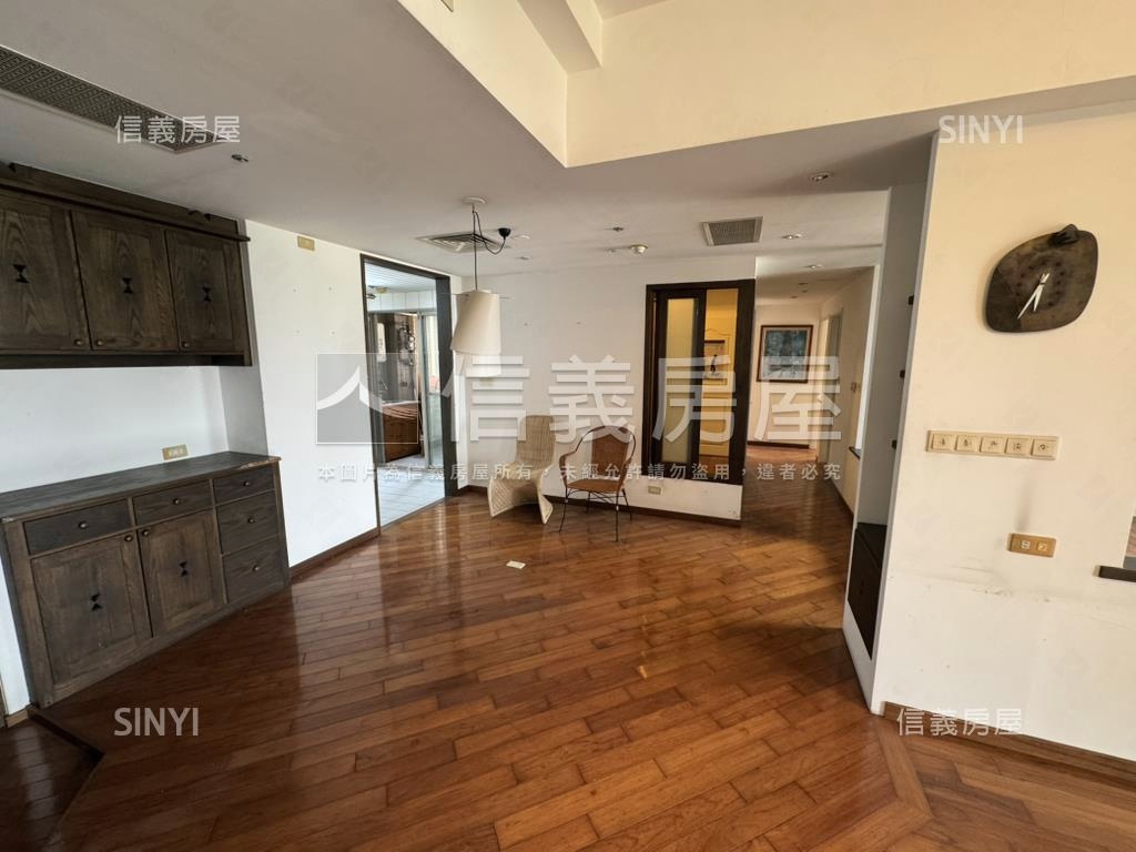 新雪梨高樓景觀附平面車位房屋室內格局與周邊環境