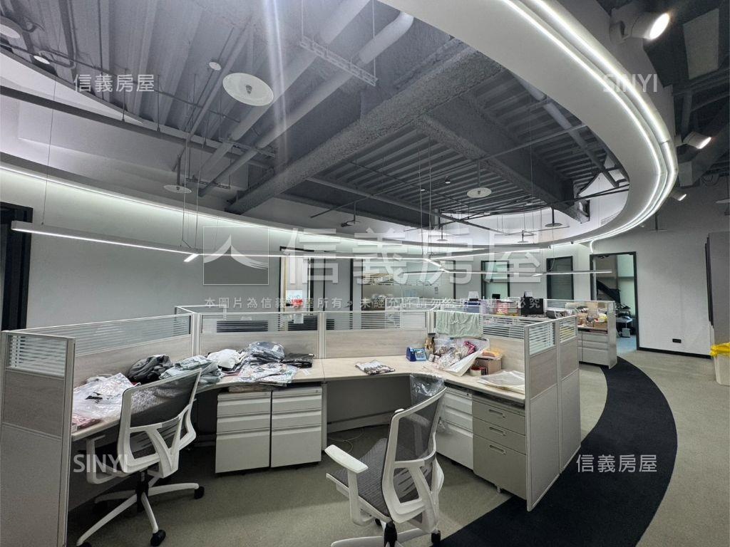 遠雄Ｕ－ｔｏｗｎ高樓廠辦房屋室內格局與周邊環境