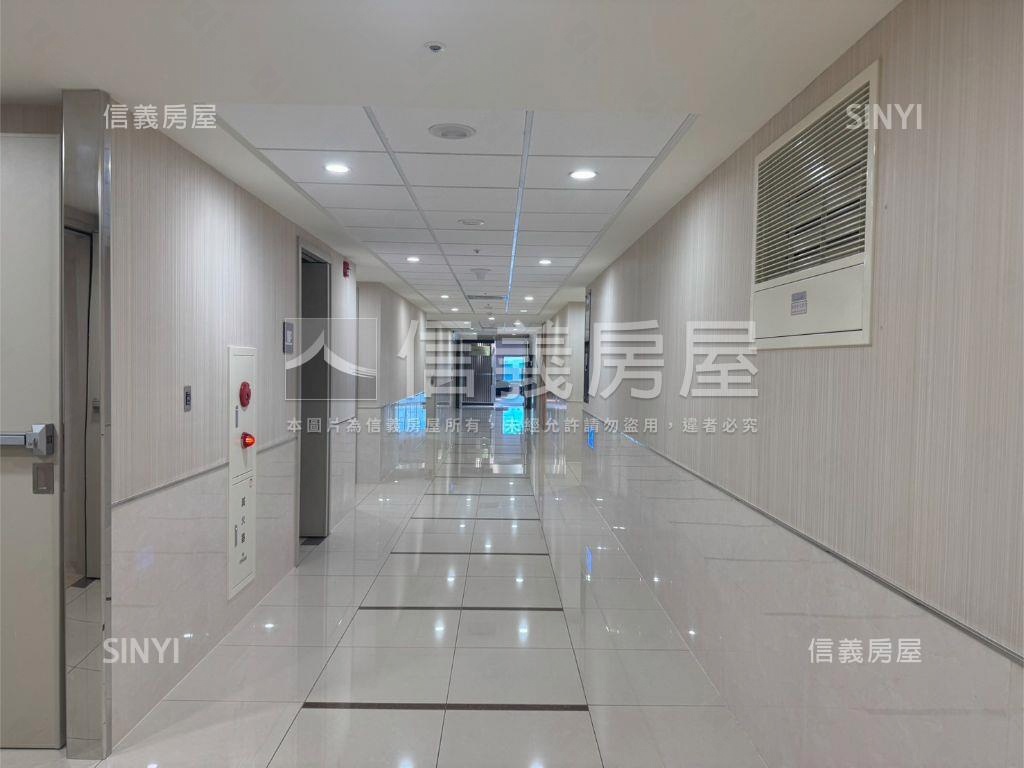 遠雄Ｕ－ｔｏｗｎ高樓廠辦房屋室內格局與周邊環境