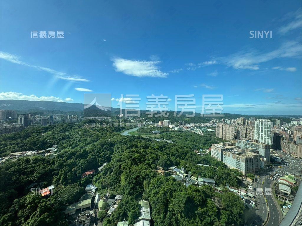 遠雄Ｕ－ｔｏｗｎ高樓廠辦房屋室內格局與周邊環境