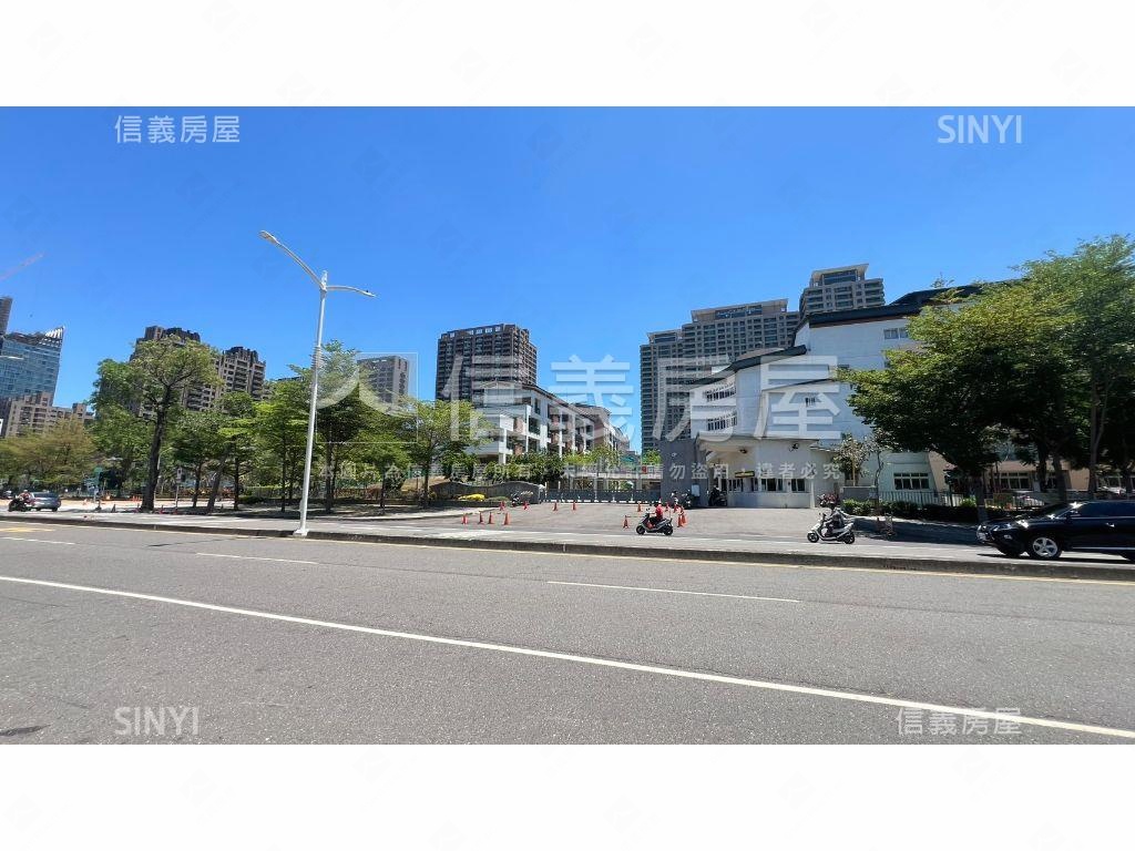 美術１号院Ｃ８面公園房屋室內格局與周邊環境