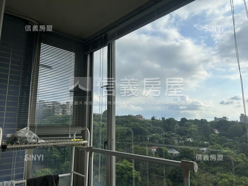 陽明山溫泉景觀挑高美居房屋室內格局與周邊環境