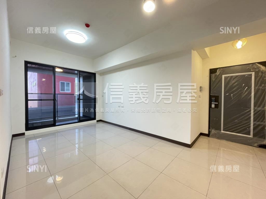 金雅生活圈悅佳川青３房房屋室內格局與周邊環境