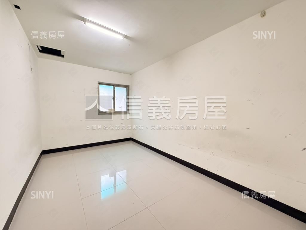 新埔捷運。大空間３樓房屋室內格局與周邊環境