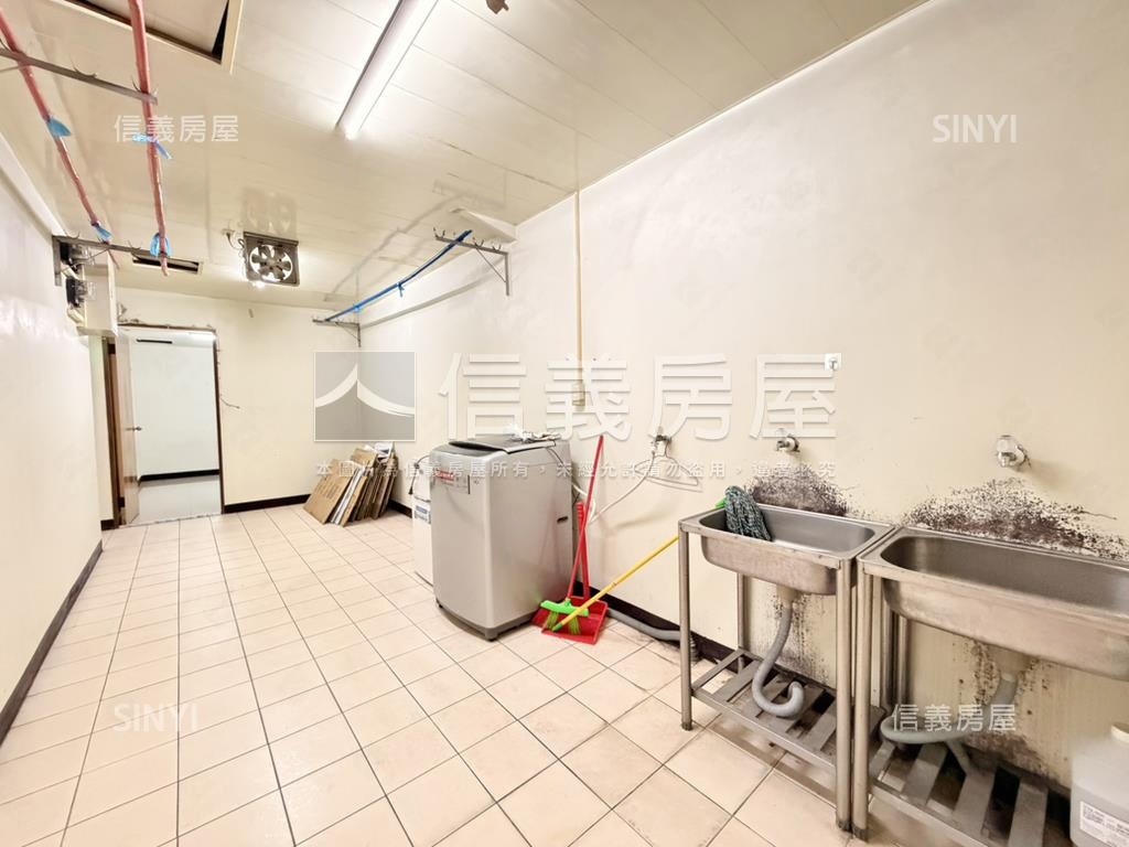 新埔捷運。大空間３樓房屋室內格局與周邊環境