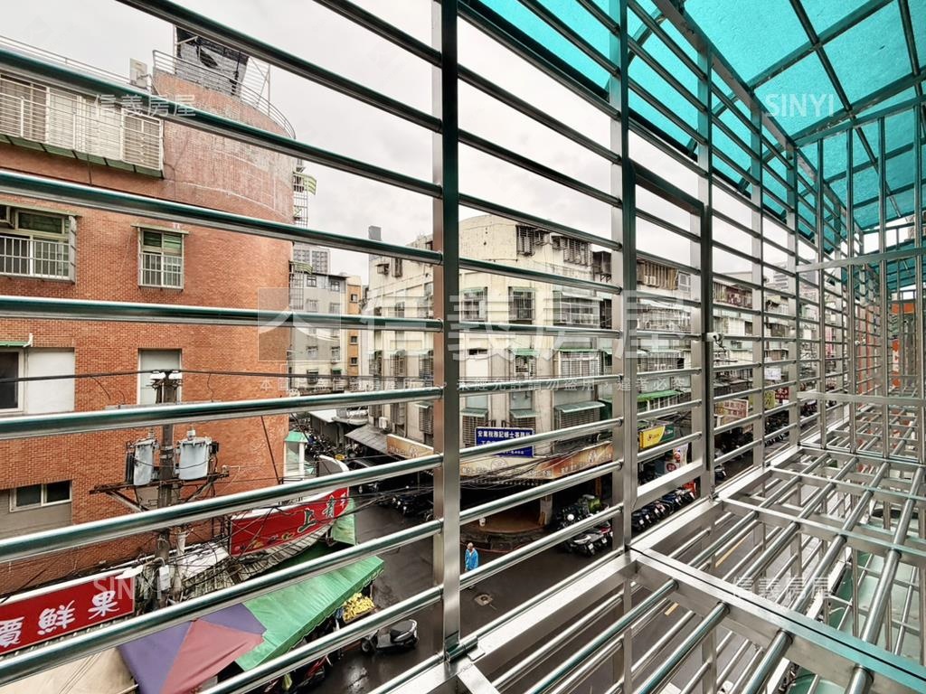 新埔捷運。大空間３樓房屋室內格局與周邊環境