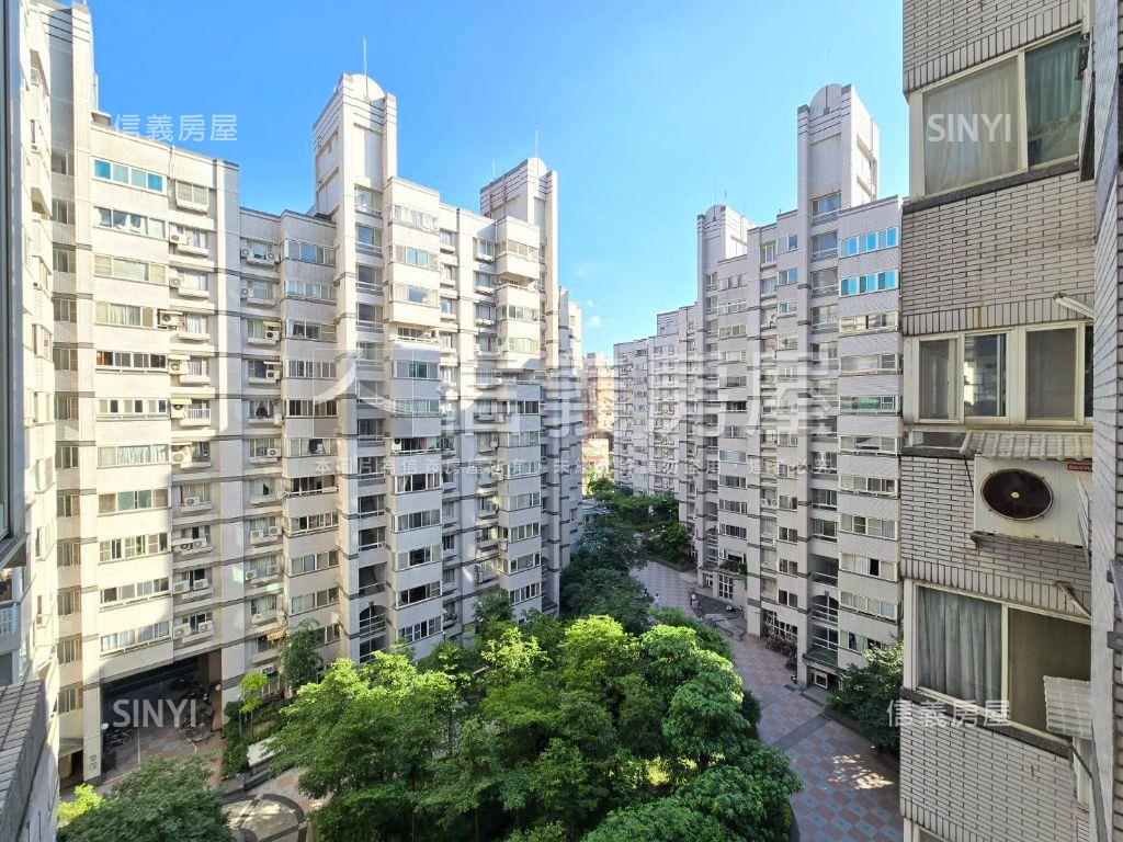 藝文豪情世家溫馨四房車位房屋室內格局與周邊環境