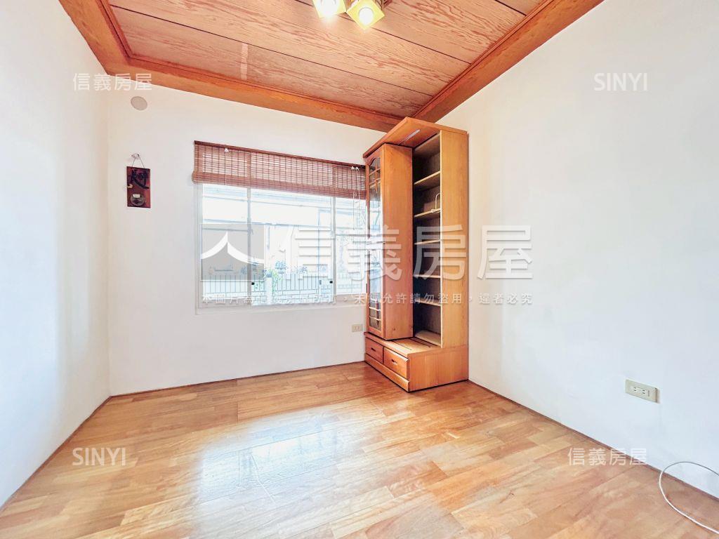 藝文豪情世家溫馨四房車位房屋室內格局與周邊環境