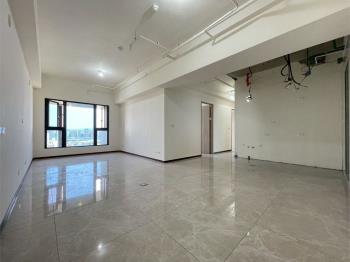 捷運豪景三房車位