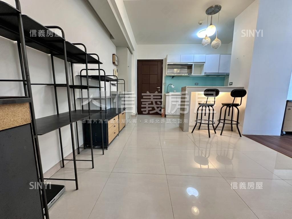 高美館特區美２房房屋室內格局與周邊環境