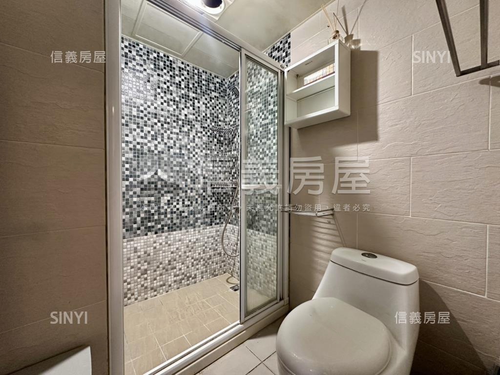 高美館特區美２房房屋室內格局與周邊環境