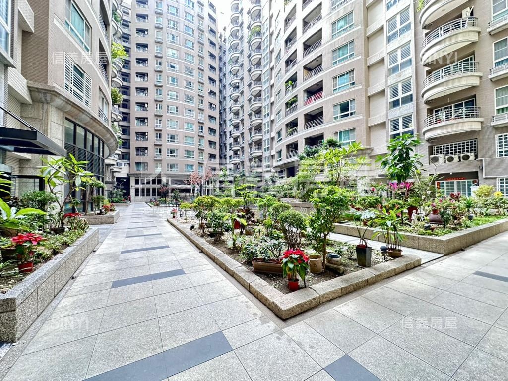 高美館特區美２房房屋室內格局與周邊環境