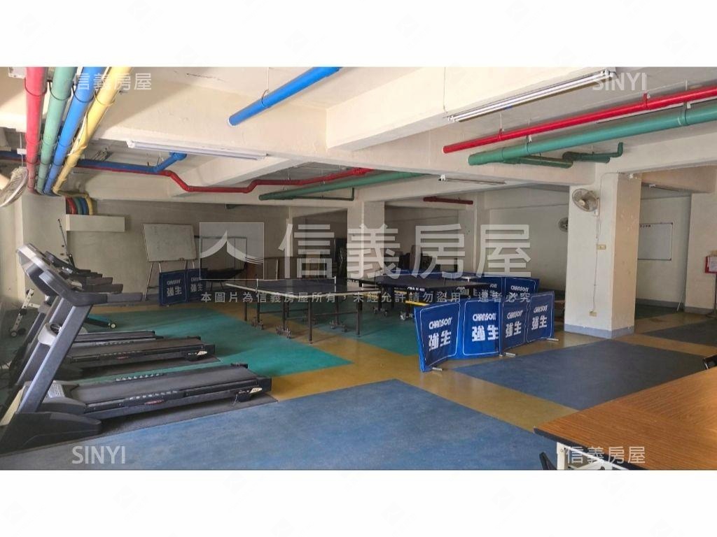 台北富都稀有一樓釋出房屋室內格局與周邊環境