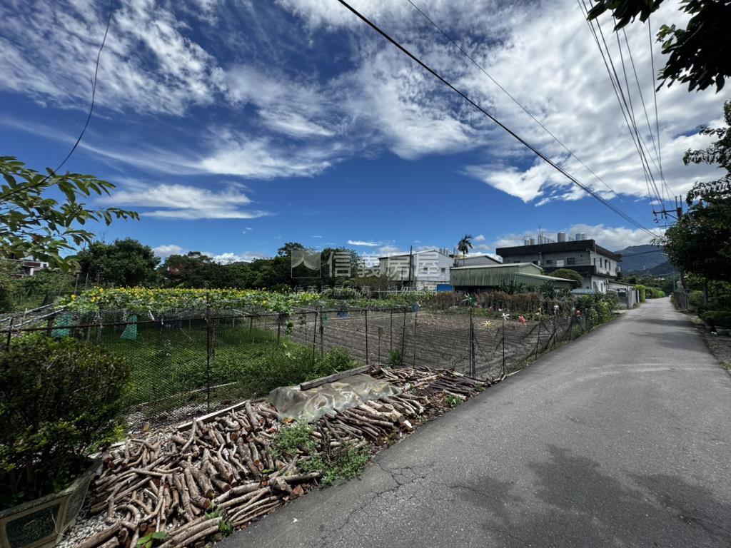 ３００開心小農地房屋室內格局與周邊環境