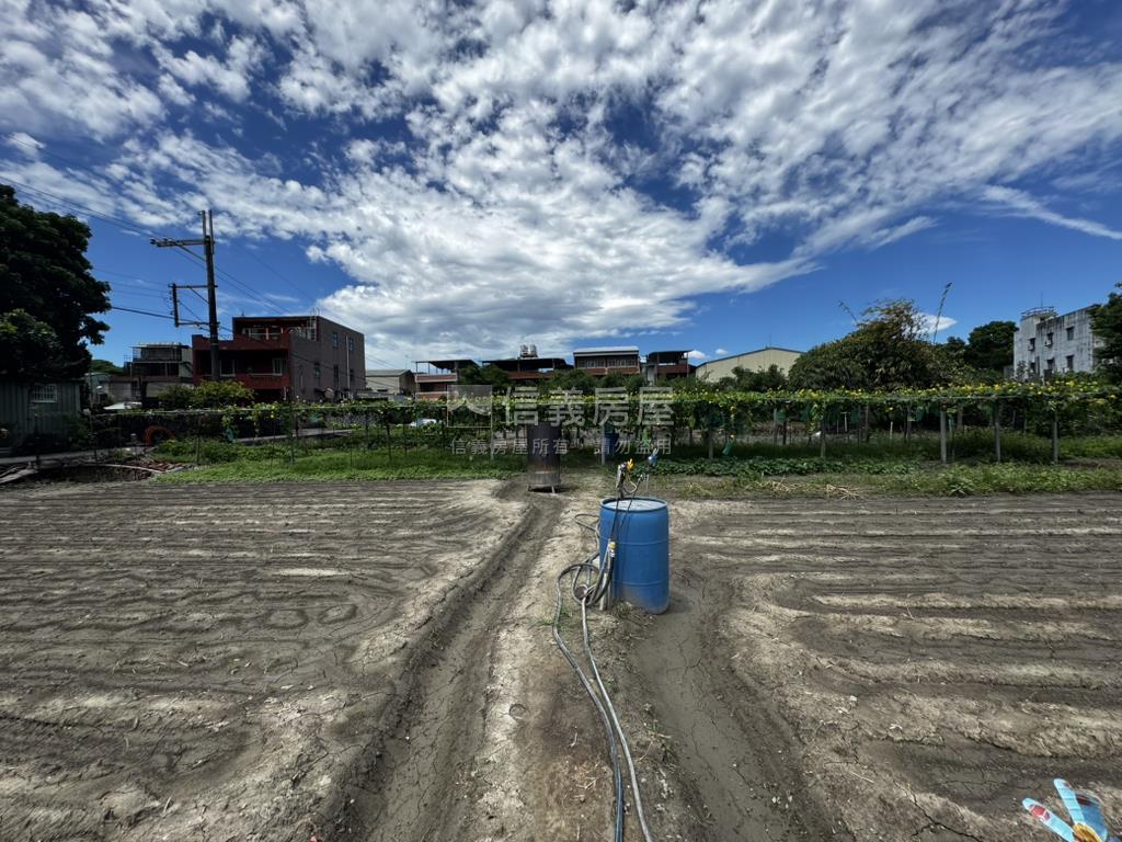 ３００開心小農地房屋室內格局與周邊環境