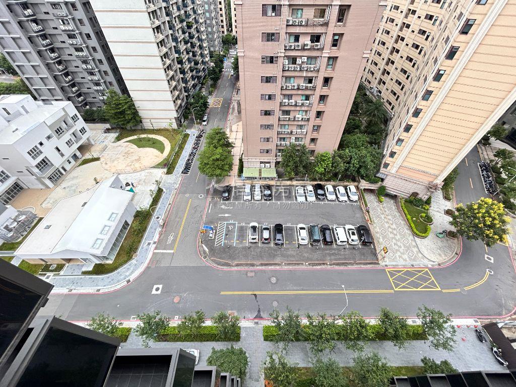 Ａ９長耀加高樓開放式空間房屋室內格局與周邊環境