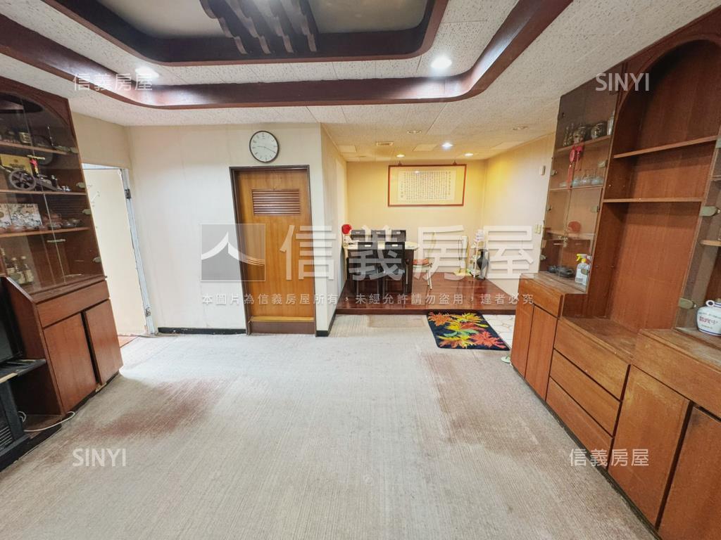 南京光復高樓住辦房屋室內格局與周邊環境