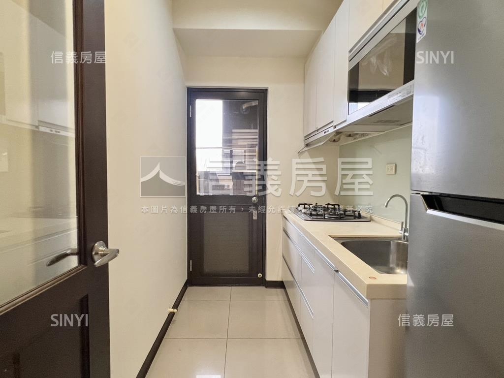 說ｌａｖｉｅ三房房屋室內格局與周邊環境