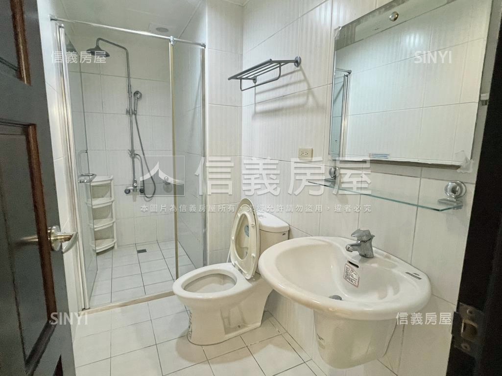 說ｌａｖｉｅ三房房屋室內格局與周邊環境