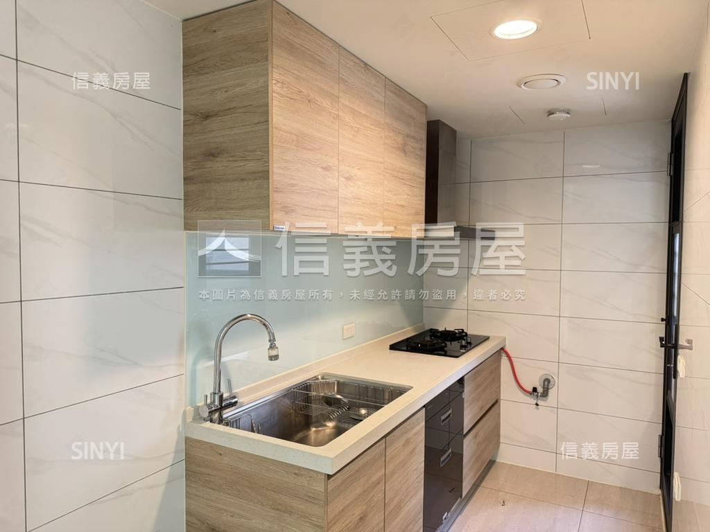 集賢賦玉｜高樓兩房車位房屋室內格局與周邊環境
