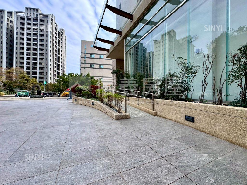 翠堤河岸｜次頂樓三房平車房屋室內格局與周邊環境