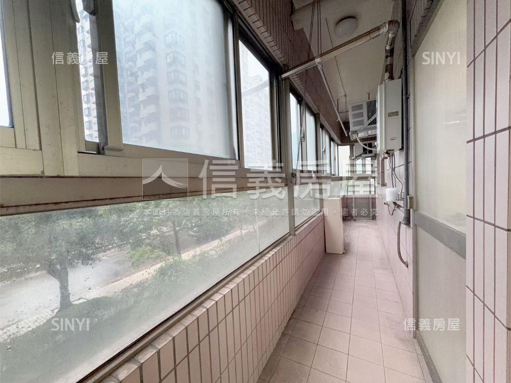 近汐科國泰登峰成家兩房房屋室內格局與周邊環境