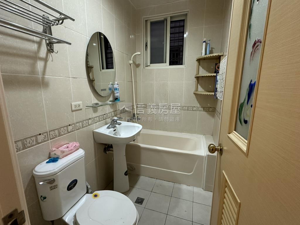 長安街方正公寓２樓房屋室內格局與周邊環境
