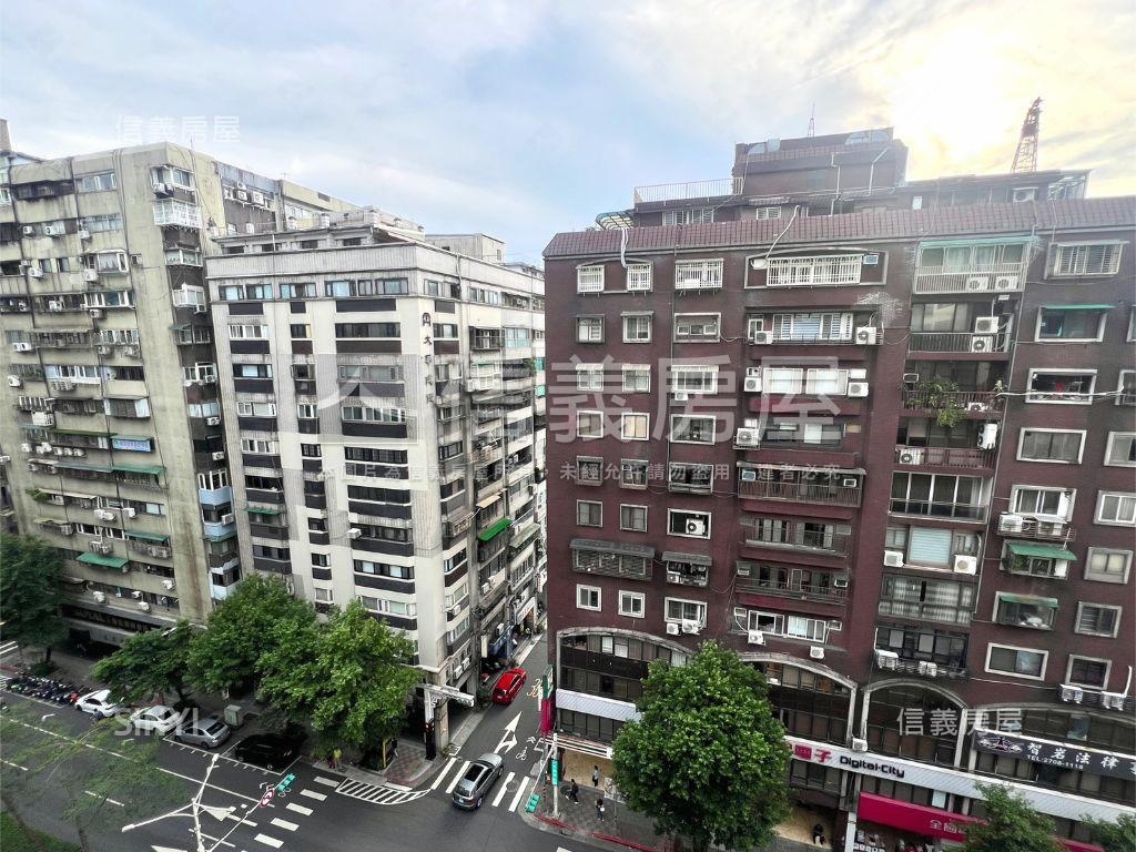 白金邊間採光四房房屋室內格局與周邊環境