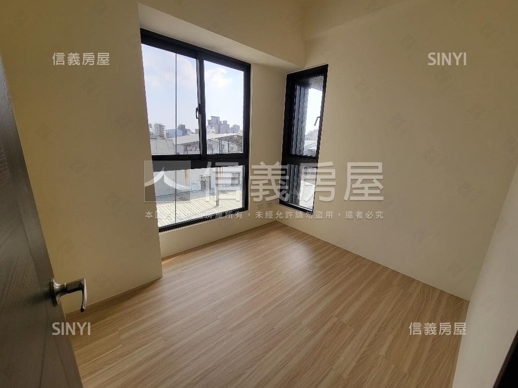 低總價小資成家✦兩房車位房屋室內格局與周邊環境