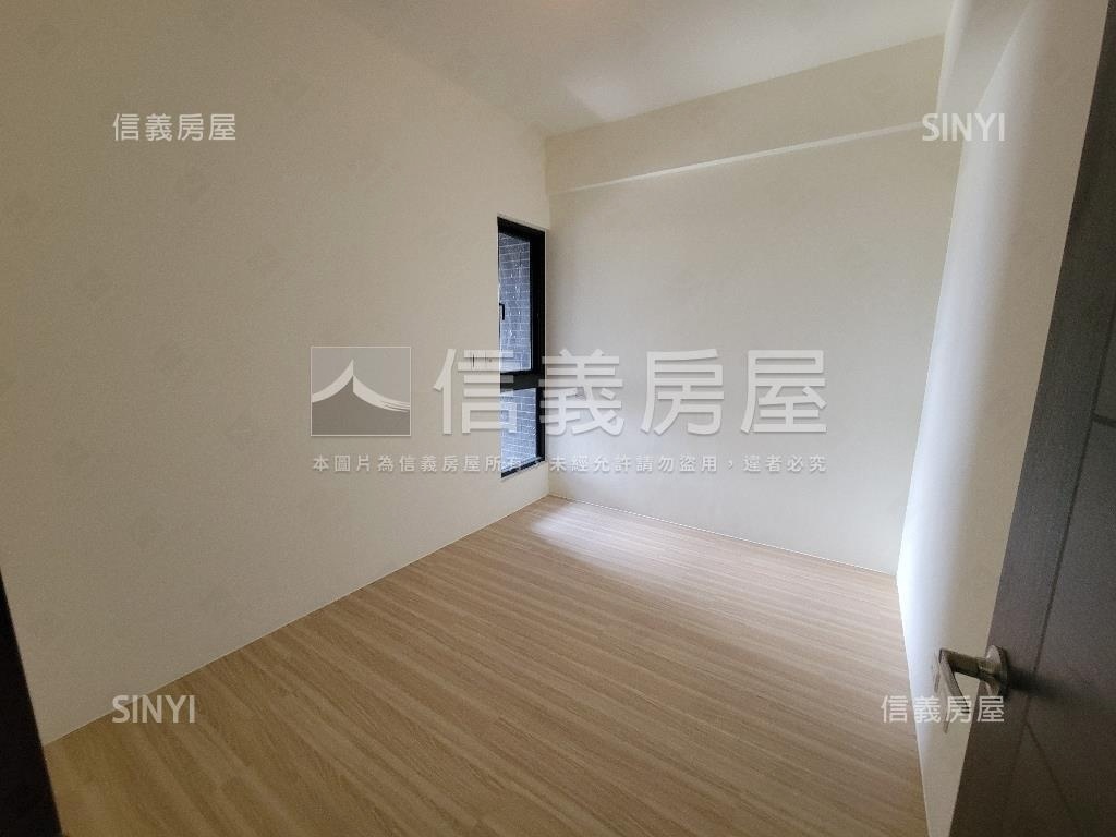 低總價小資成家✦兩房車位房屋室內格局與周邊環境