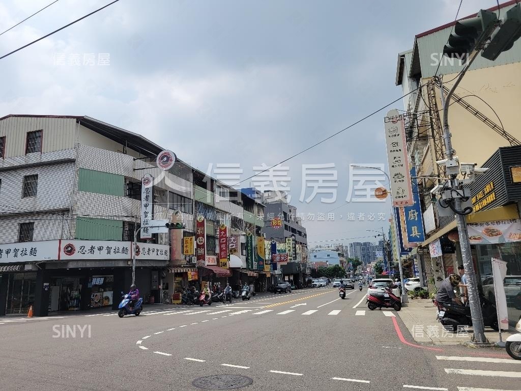 低總價小資成家✦兩房車位房屋室內格局與周邊環境