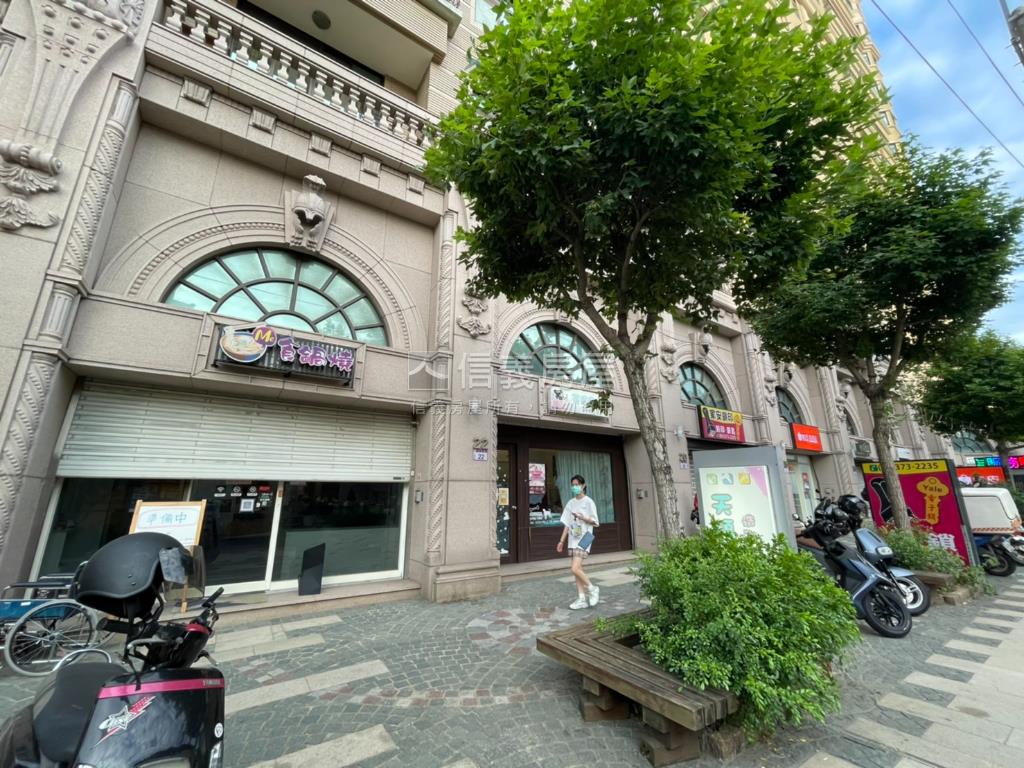 八擴低總價三房車位房屋室內格局與周邊環境