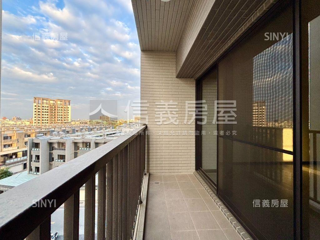 良勳森悅｜三房附Ｂ１平車房屋室內格局與周邊環境