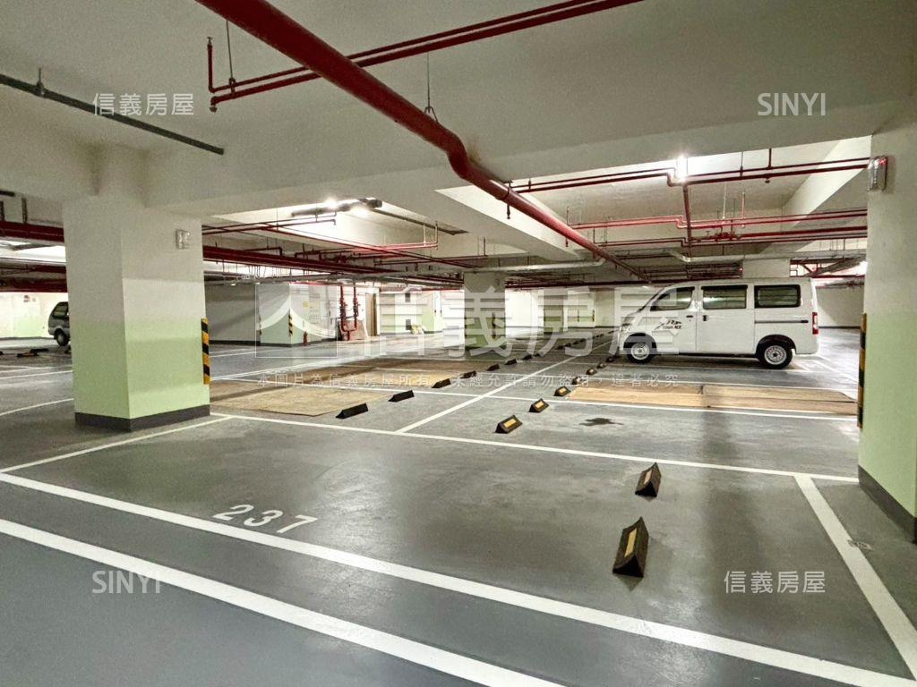 良勳森悅｜三房附Ｂ１平車房屋室內格局與周邊環境