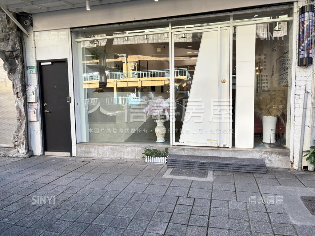 松南雙捷大馬路邊透天房屋室內格局與周邊環境