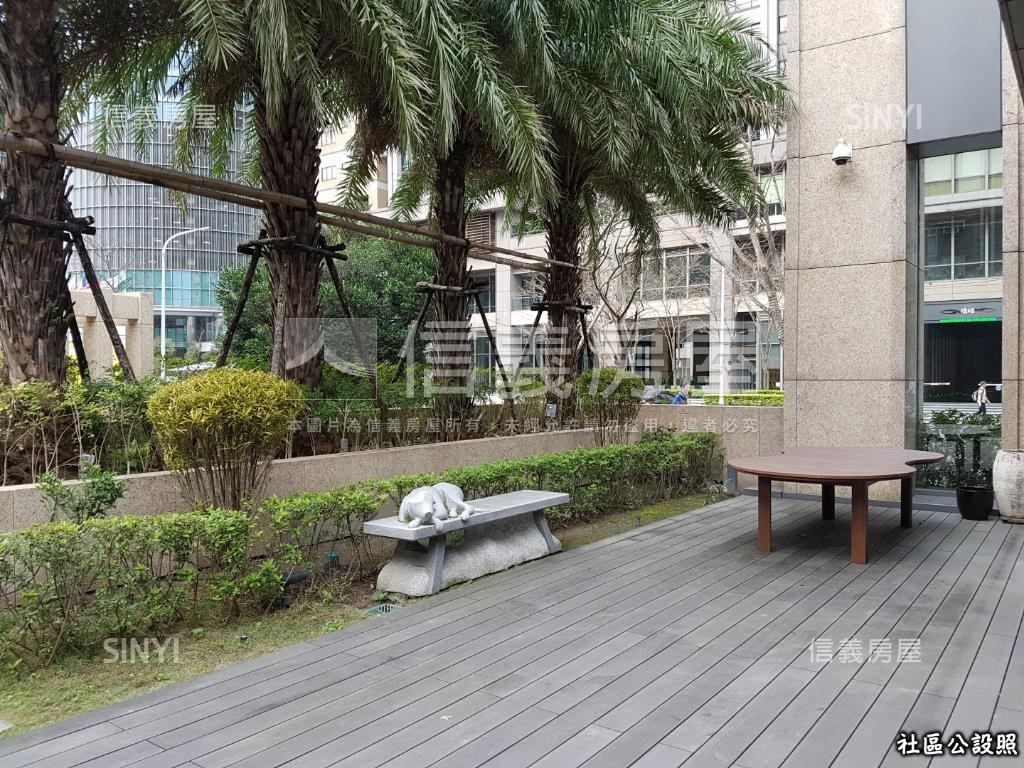 特區大陸工程謙岳‧水釉房屋室內格局與周邊環境