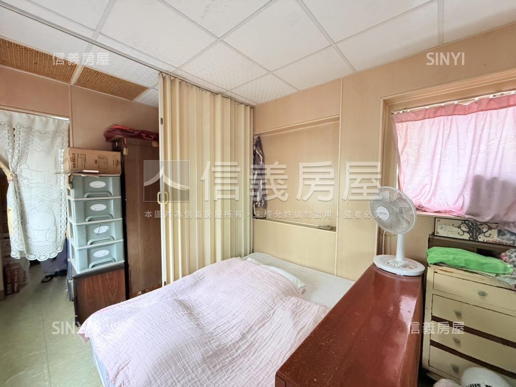 近火車站三角窗透店房屋室內格局與周邊環境