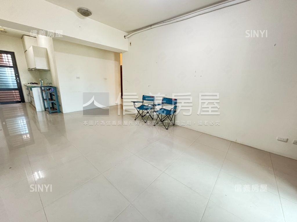 家在ｅ起三房平車房屋室內格局與周邊環境