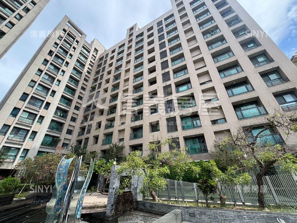 家在ｅ起三房平車房屋室內格局與周邊環境