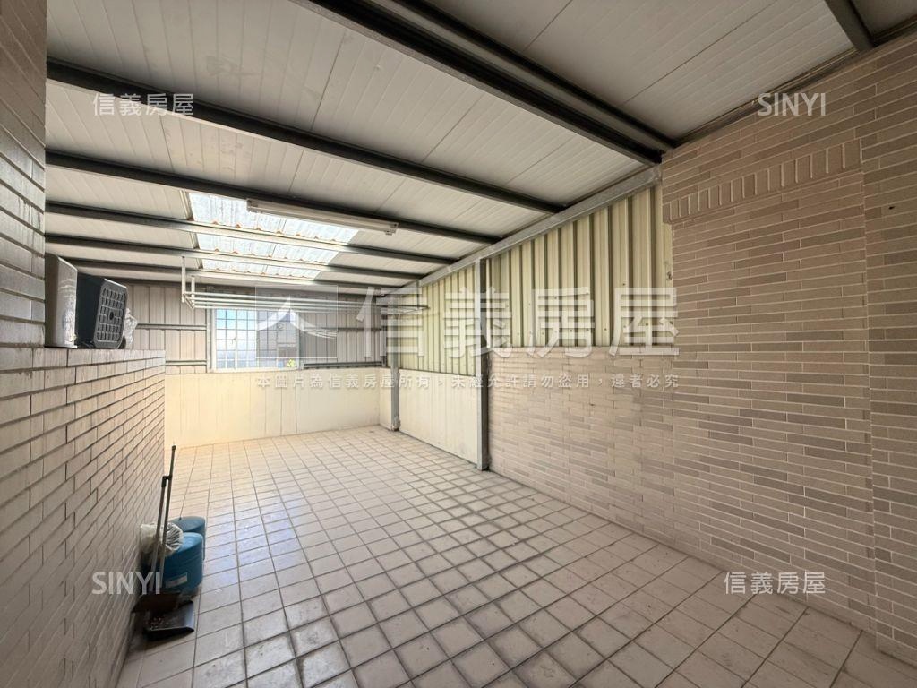 市區㊣中正路財富爆發透天房屋室內格局與周邊環境